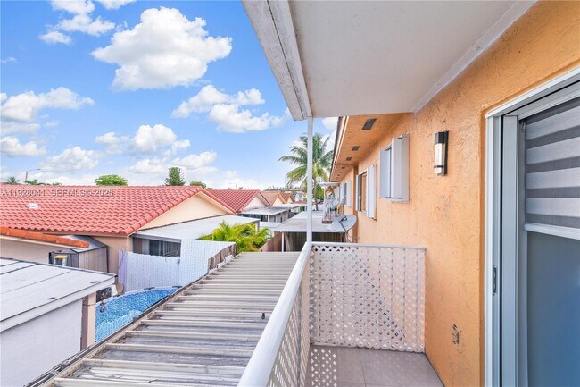 Building Photo - 3375 W 76th St