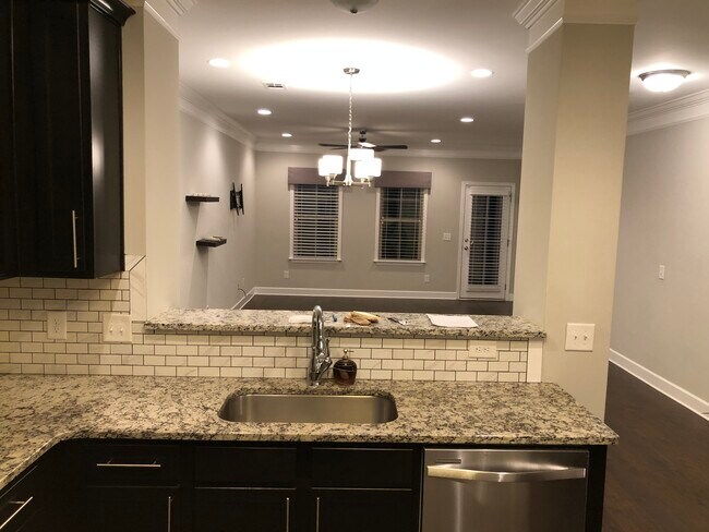 Building Photo - 5543 Prada Dr