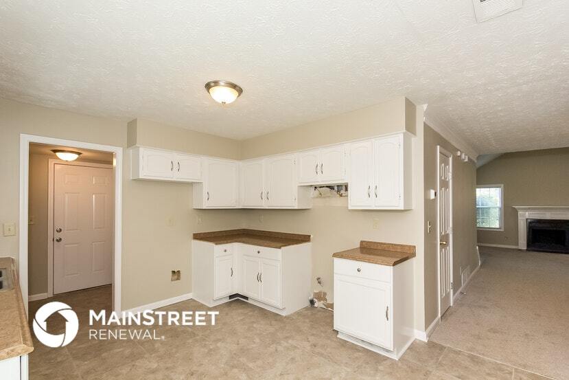 Building Photo - 5883 Old Wellborn Trce