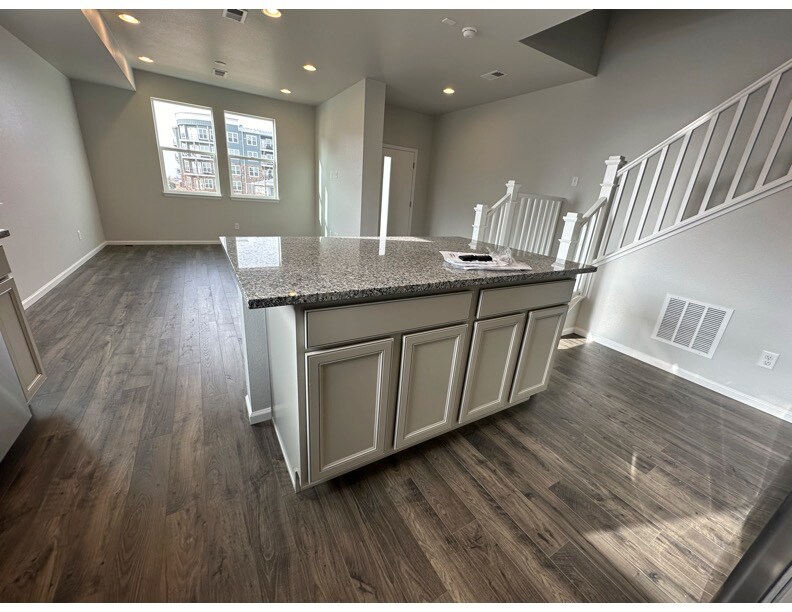 Building Photo - 6500 N Biscay St