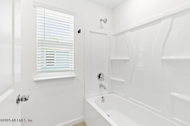 Building Photo - 355 Miromar Lk Dr