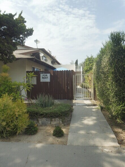 Building Photo - 2613 Andover Ave