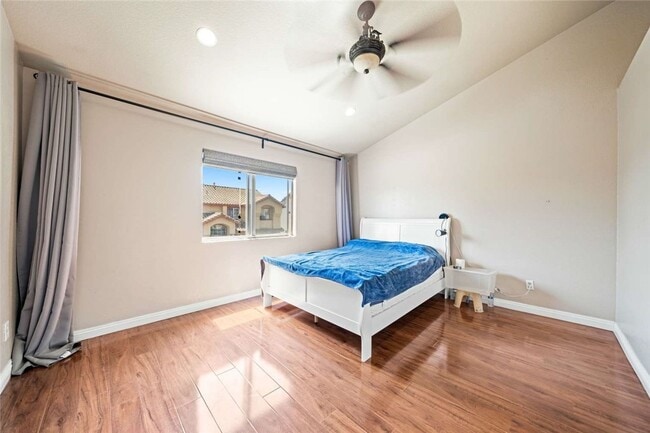 Building Photo - 1010 W Wilson St