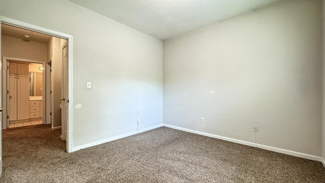 Building Photo - 1034 Grand Oak Ln