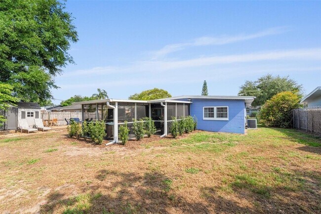 Building Photo - 808 Malone Dr