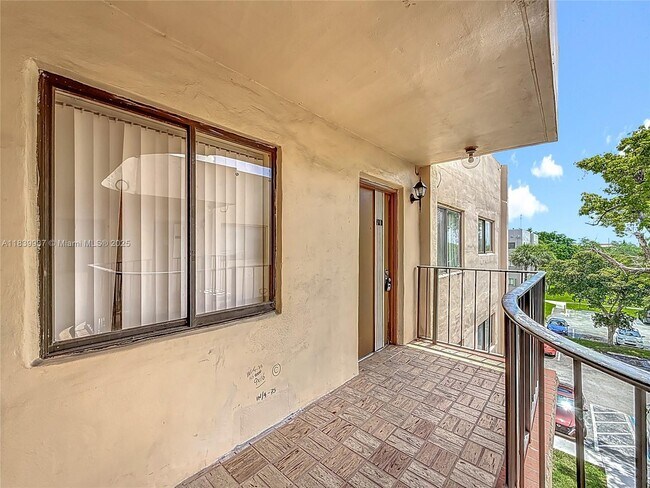 Building Photo - 8420 SW 133rd Avenue Rd