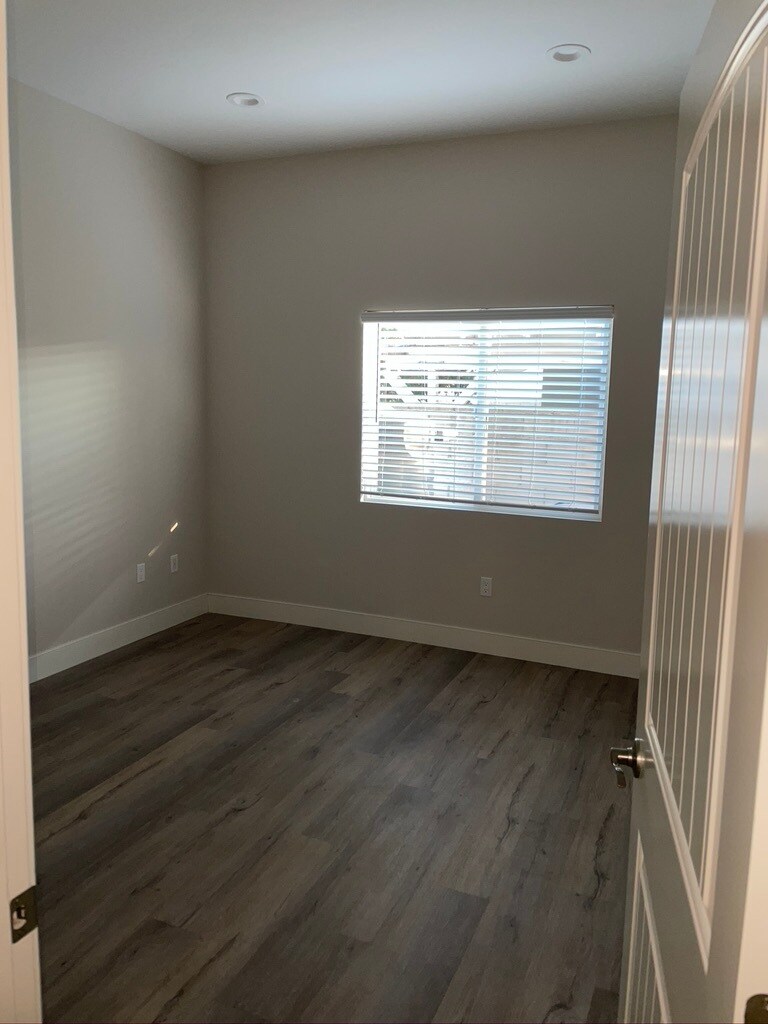 bedroom #1 looking in - 6227 Atoll Ave