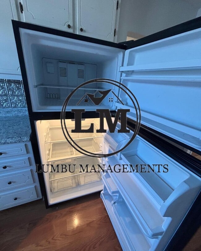 Building Photo - 1131 Stokes St