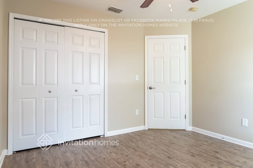 Building Photo - 2825 Falcon Crest Pl