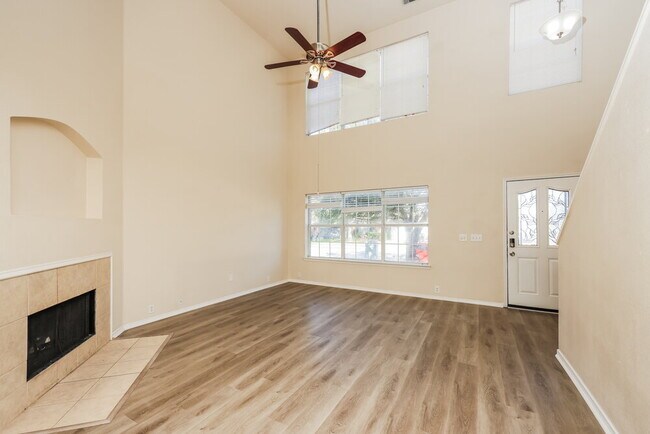 Building Photo - 2304 Eagle Mountain Dr