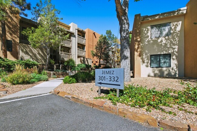 Building Photo - Bright One-Bedroom Retreat at The Reserve