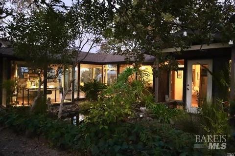 Building Photo - 3835 Oak Glen Dr