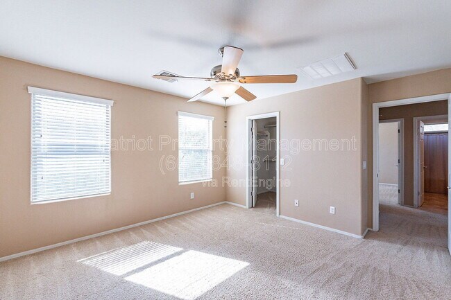Building Photo - 26043 W Potter Dr