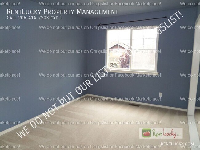 Building Photo - 111 203rd St SE