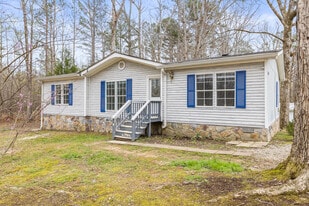 Building Photo - 209 Varner Dr SW