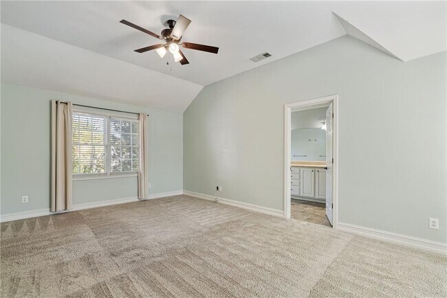 Building Photo - 1362 Cartecay Dr NE