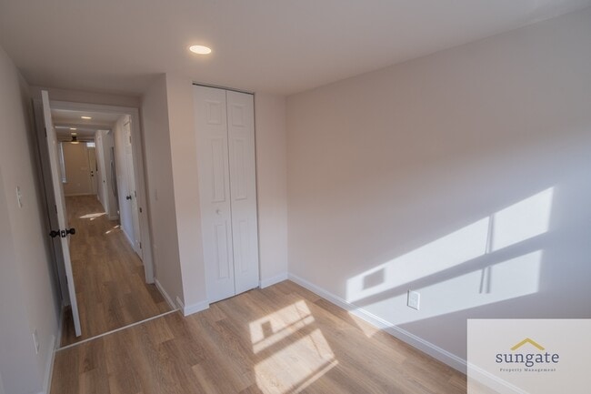 Building Photo - 1911 Eastern Ave