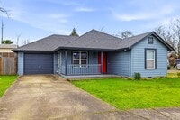 Building Photo - Beautiful 3 Bedroom, 2 Bath Home with Open Concept & Spacious Backyard