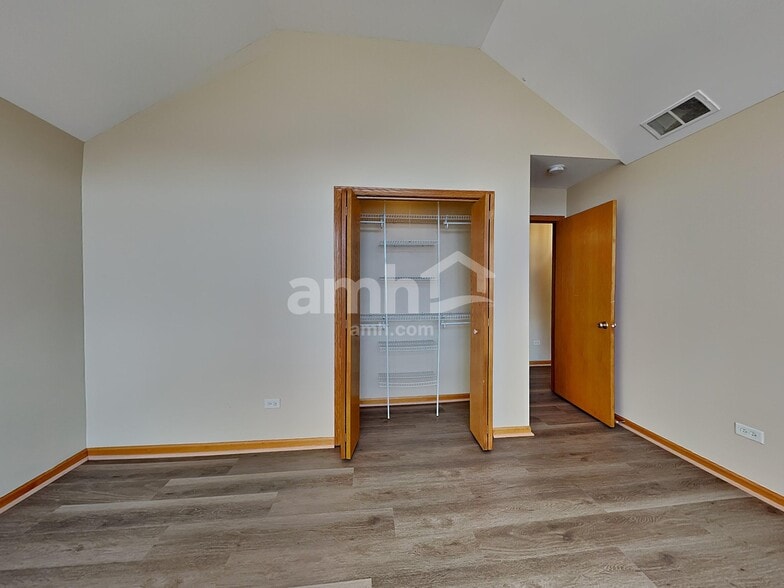 Building Photo - 24433 Independence Blvd