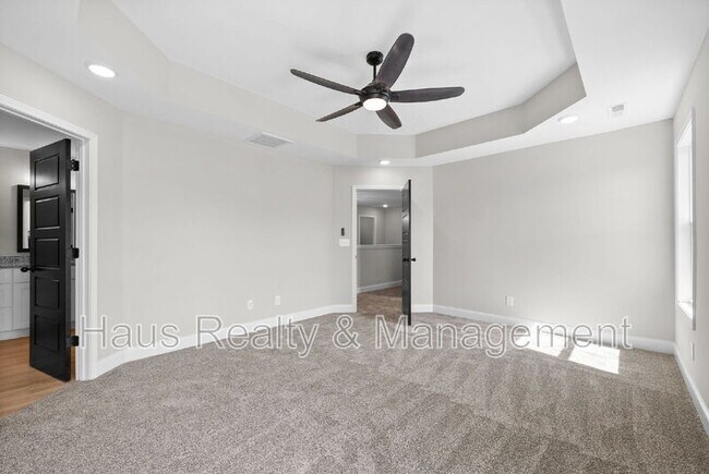 Building Photo - 248 Bluebell Dr