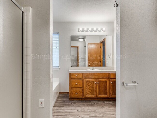 Building Photo - 3221 SW 103rd Pl