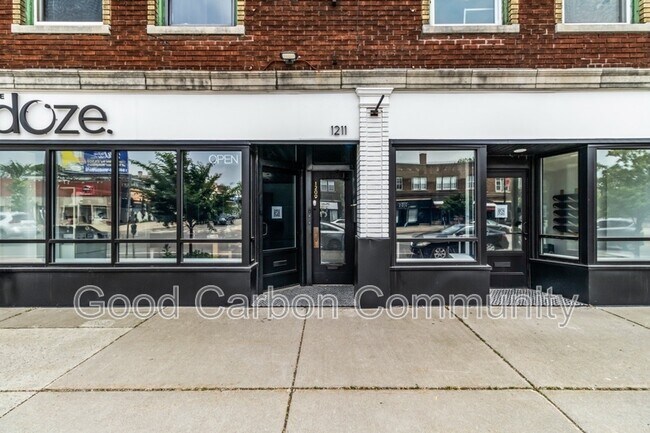 Building Photo - 1209 Hertel Ave