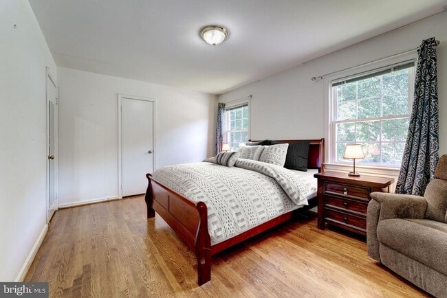 Building Photo - 10108 Donegal Ct