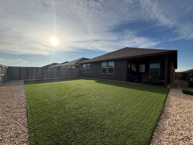 Building Photo - 7606 Orange Blossom Rd