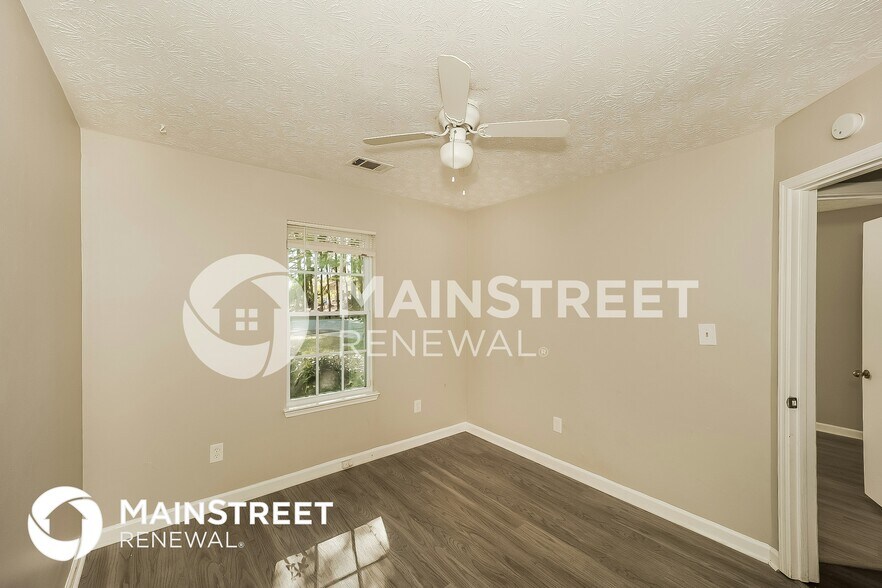 Building Photo - 9206 Fairway Ct