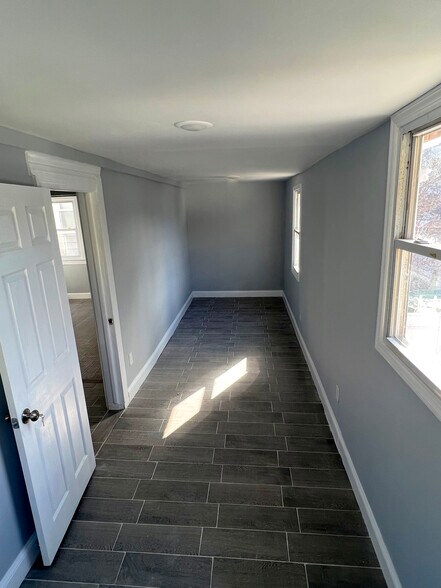 Room #3 (Could be used as bedroom or office) - 19 Parkview Ter