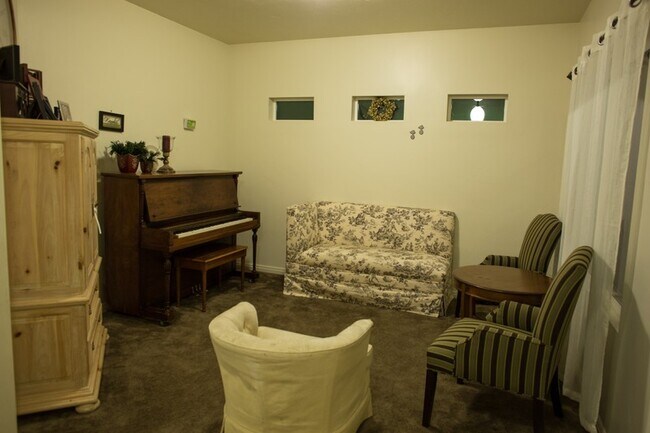 Building Photo - 3360 W Willow Park Dr