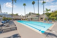 Building Photo - Allina La Jolla