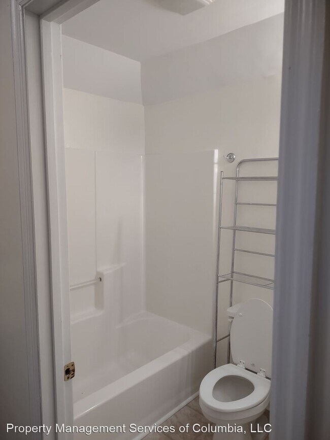 Building Photo - 2 br, 2 bath House - 605 South Waccamaw