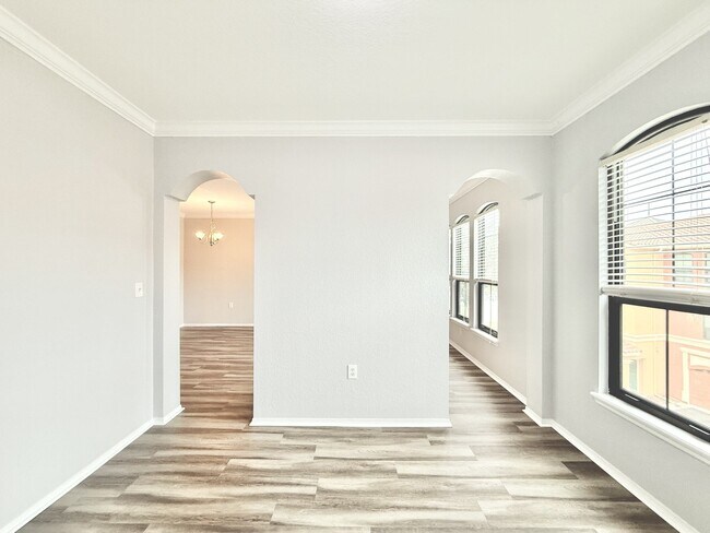 Building Photo - 2725 Via Cipriani