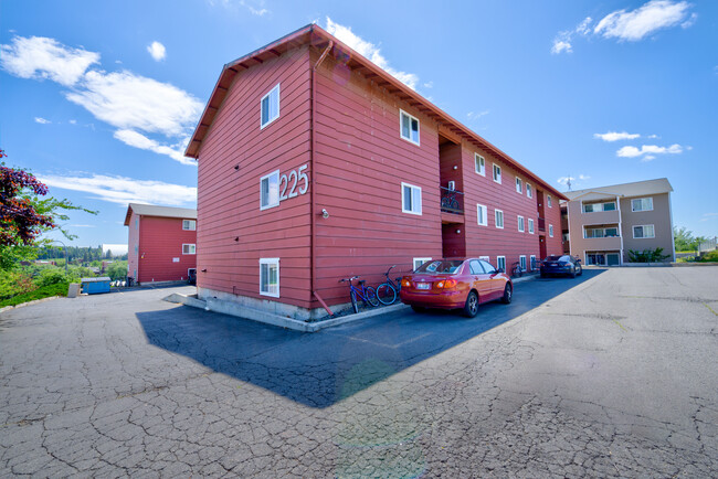 Building Photo - The Crimson Meadows