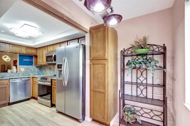 Building Photo - 3110 Surf Way