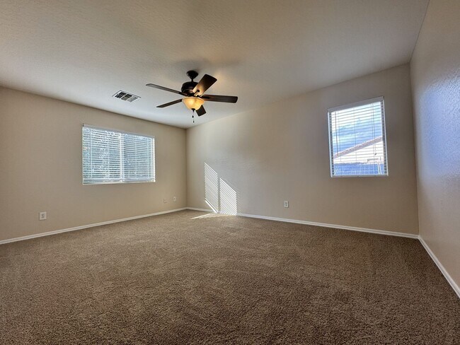 Building Photo - 4 BEDROOM HOME IN TUSCANO