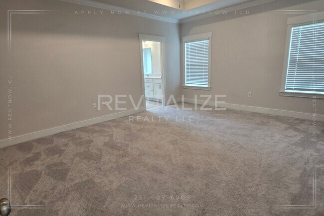 Building Photo - Modern 4BR/3BA Home Near Gulf Shores