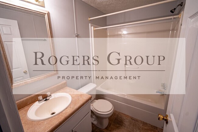 Building Photo - 158 Tutelo Rd