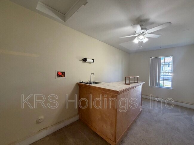Building Photo - 120 Kennet Dr
