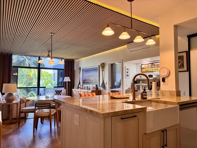 Building Photo - 1020 Aoloa Pl