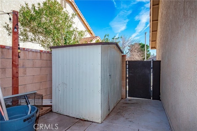 Building Photo - 2047 Westminster Dr