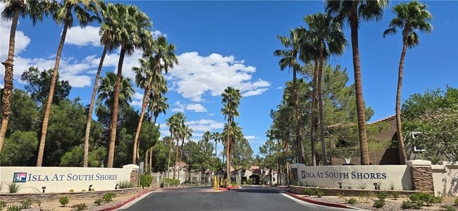 Building Photo - 2121 Sealion Dr