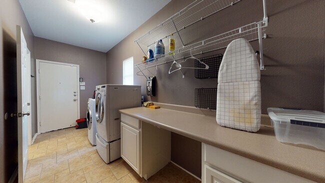 Building Photo - 5614 Spring Quail