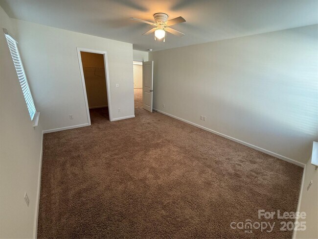 Building Photo - 9010 Harwood Knoll Dr