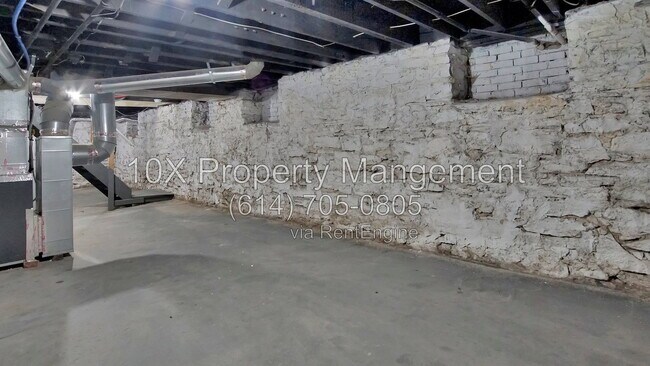 Building Photo - 616 Lilley Ave