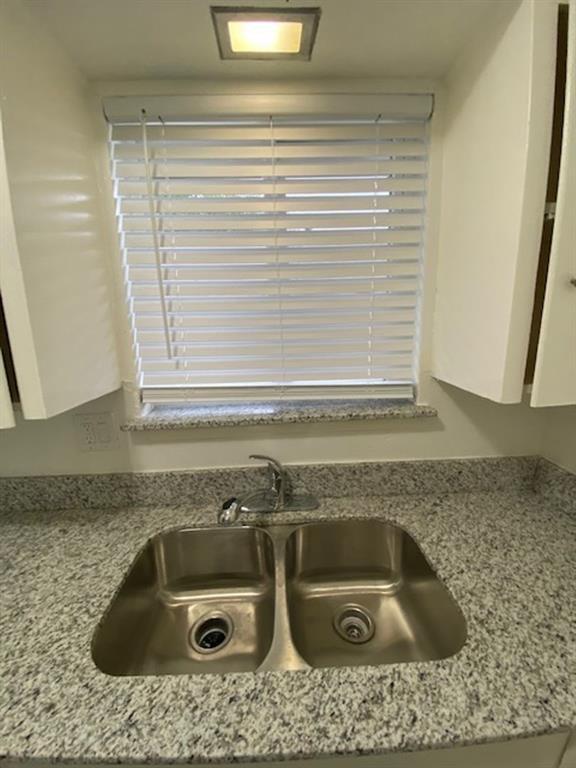 Building Photo - 4821 Gaston Ave