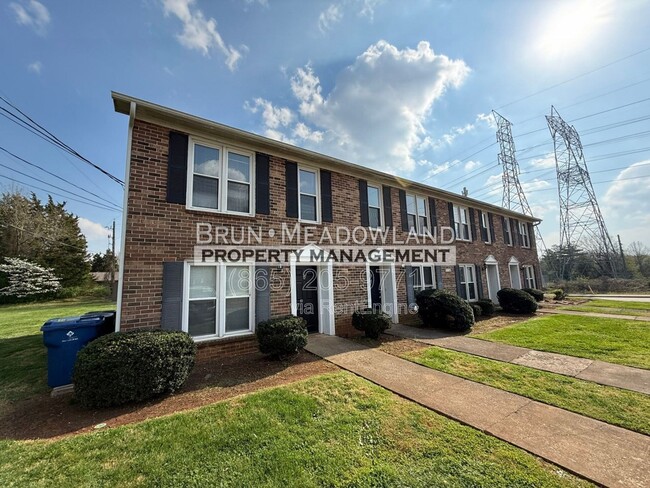 Building Photo - 9116 Parktop Ln NW