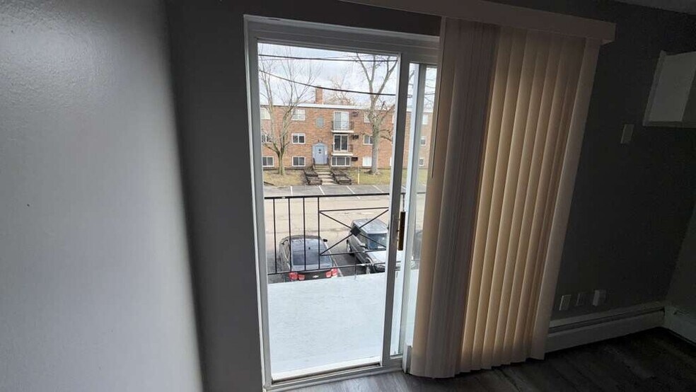 Building Photo - 13444 Euclid Ave