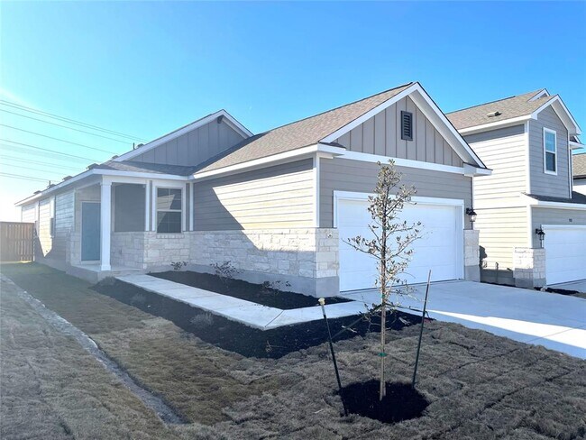 Building Photo - 121 Old Stagecoach Rd